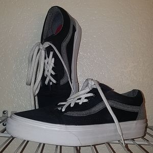 Vans shoes like-new